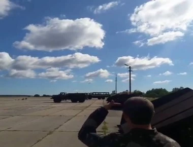 Το απίστευτα γρήγορο low pass ενός Su-25 (βίντεο)